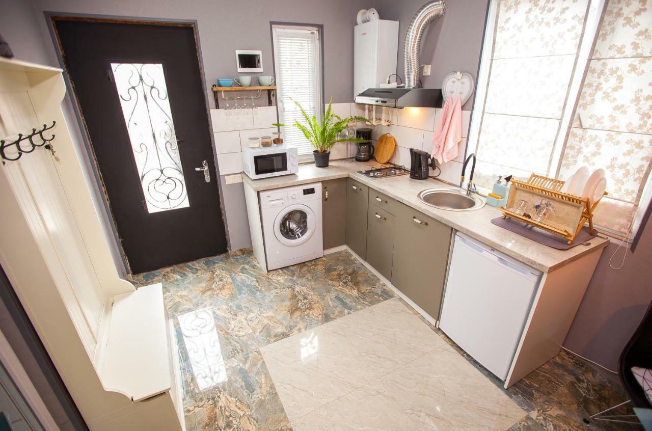 Firuzi Apartment Tbs Tbiliszi Kültér fotó